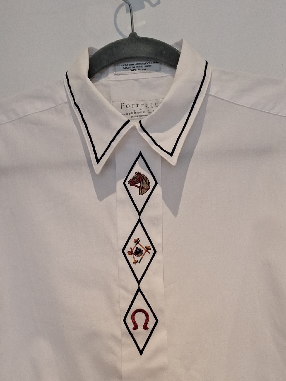 Vintage Portriats By Northern Isles White Equestrian Embroidered Women's  Shirt